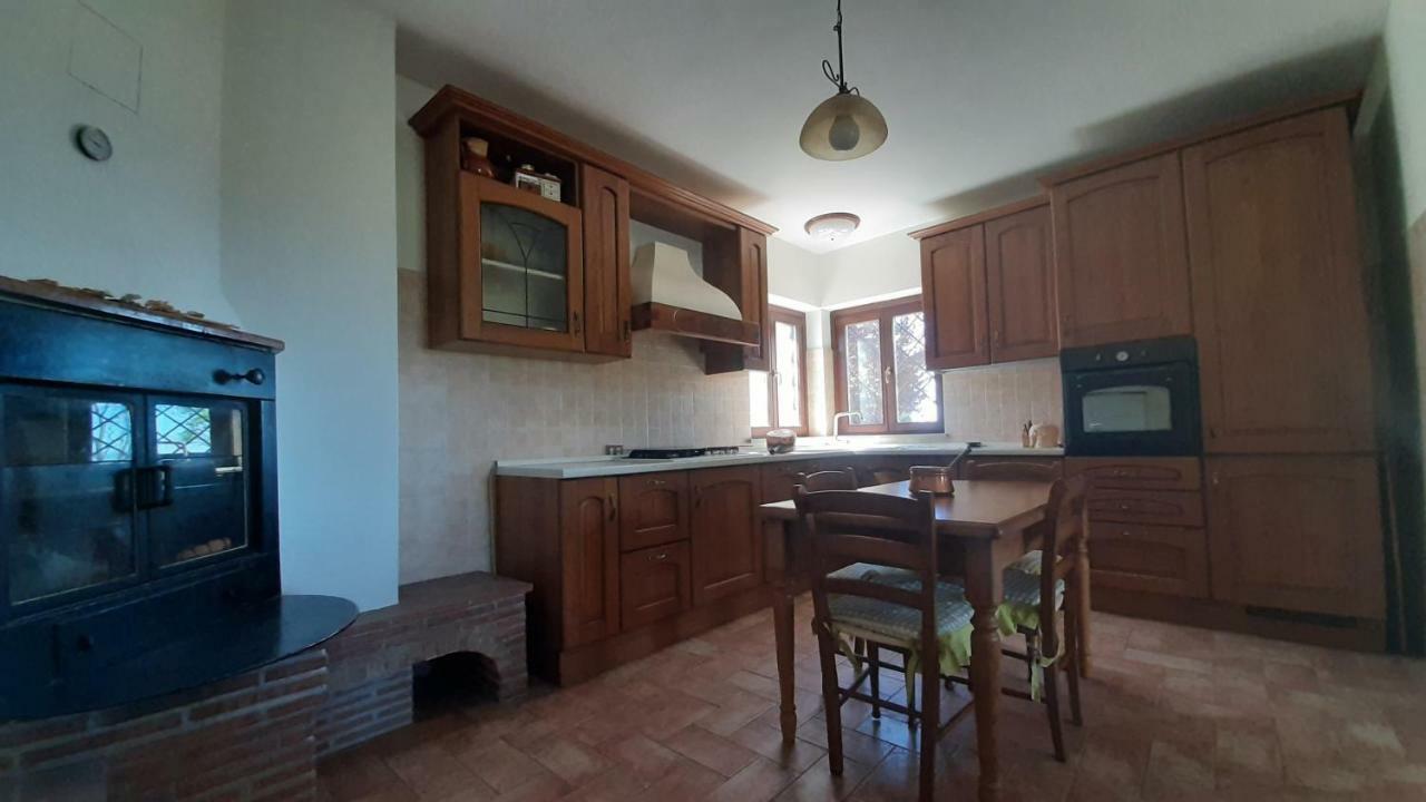 Villa Pacchini Poggio Mirteto 外观 照片