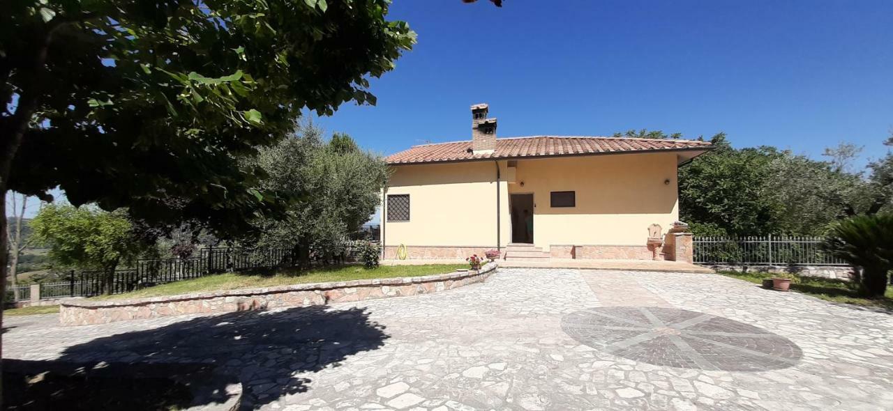 Villa Pacchini Poggio Mirteto 外观 照片