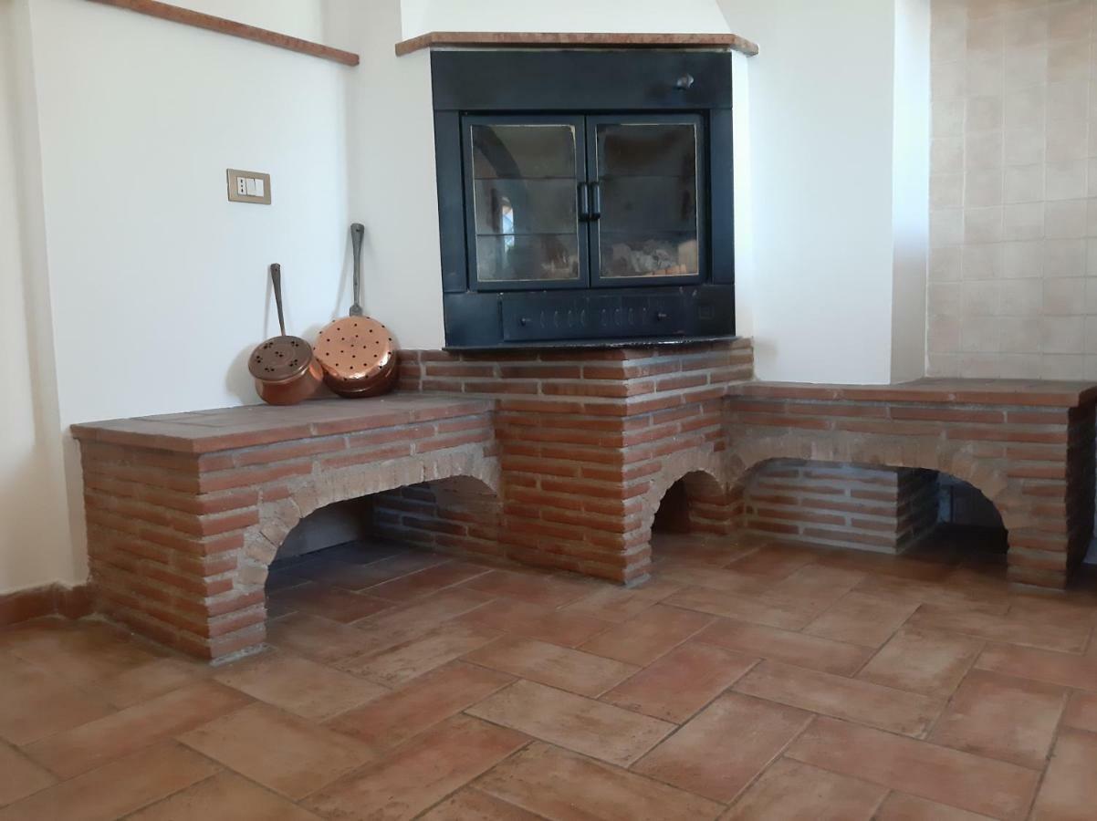 Villa Pacchini Poggio Mirteto 外观 照片